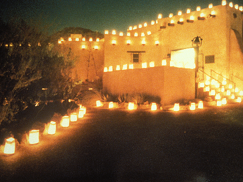 History of Las Noches de las Luminarias