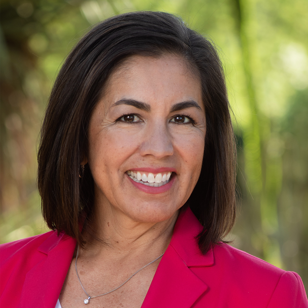 AMM Lori Higuera Elaine McGinn profile picture - Leadership at the Desert Botanicals Garden