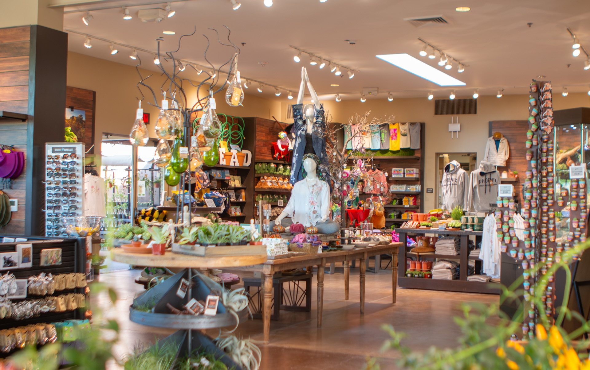 Holiday Gifts Ideas Under $20 from the Garden Shop