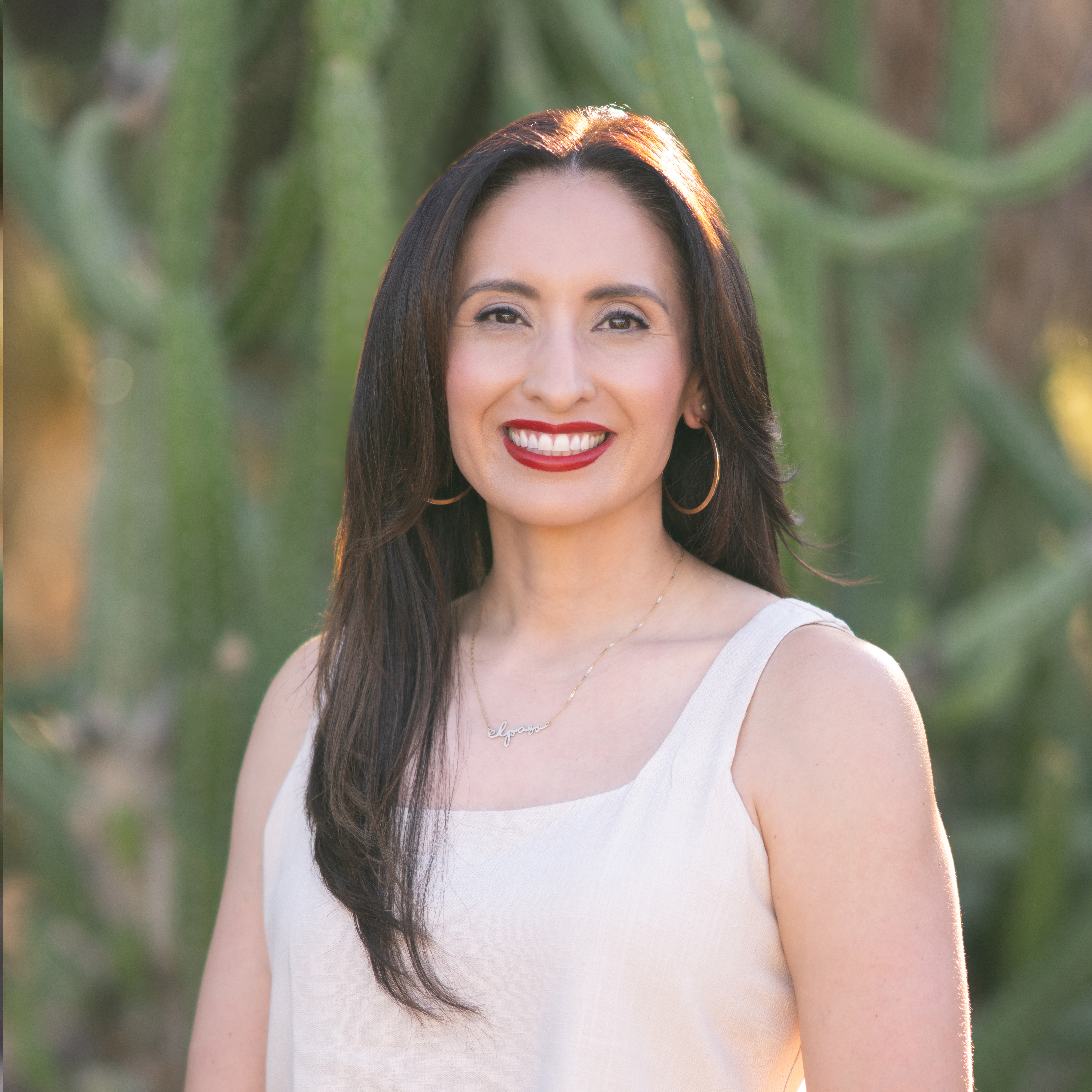 Marcia Flynn headshot at the DBG